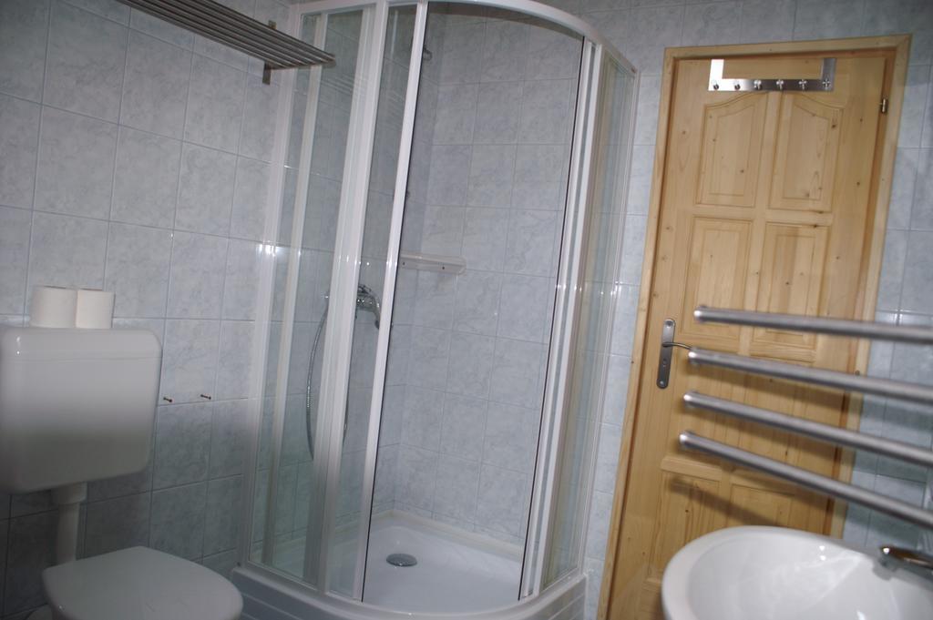 Oeregtoelgy Panzio Hotell Csongrád Rum bild